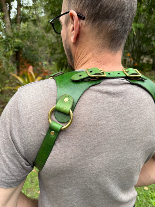 Handdyed Green Riggers Harness with brass hardware