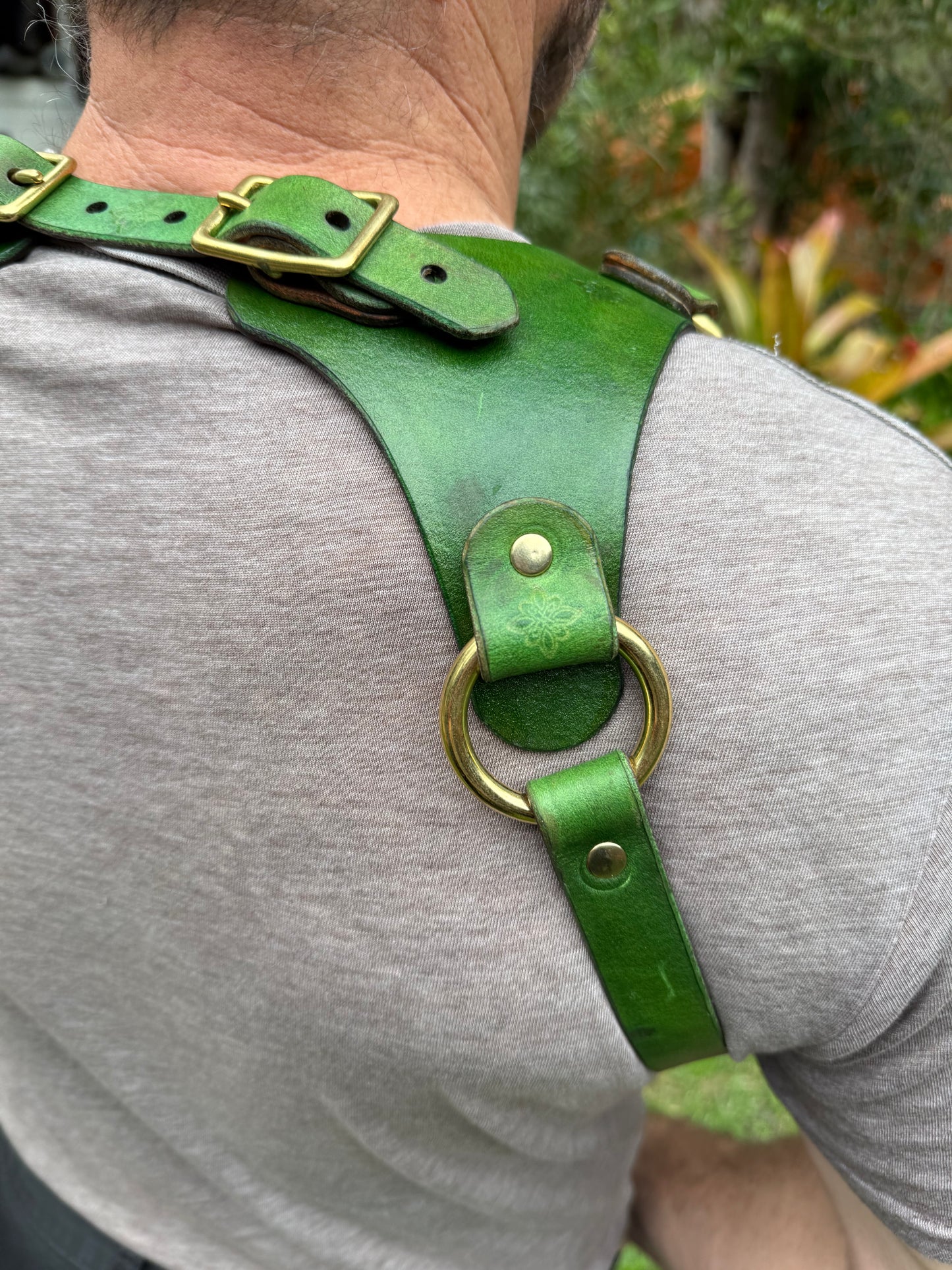 Handdyed Green Riggers Harness with brass hardware