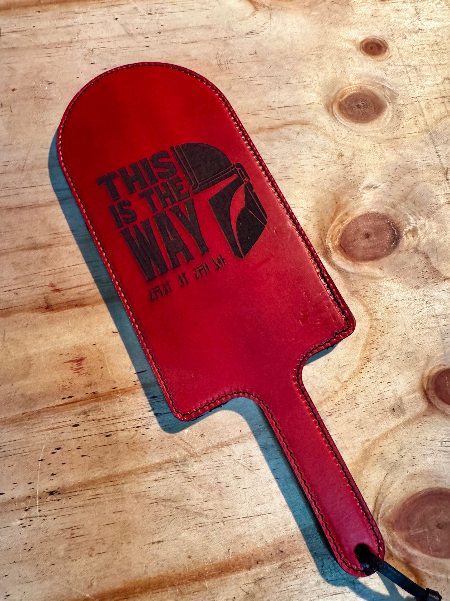 This is the way sutle Red Paddle with metalic backing