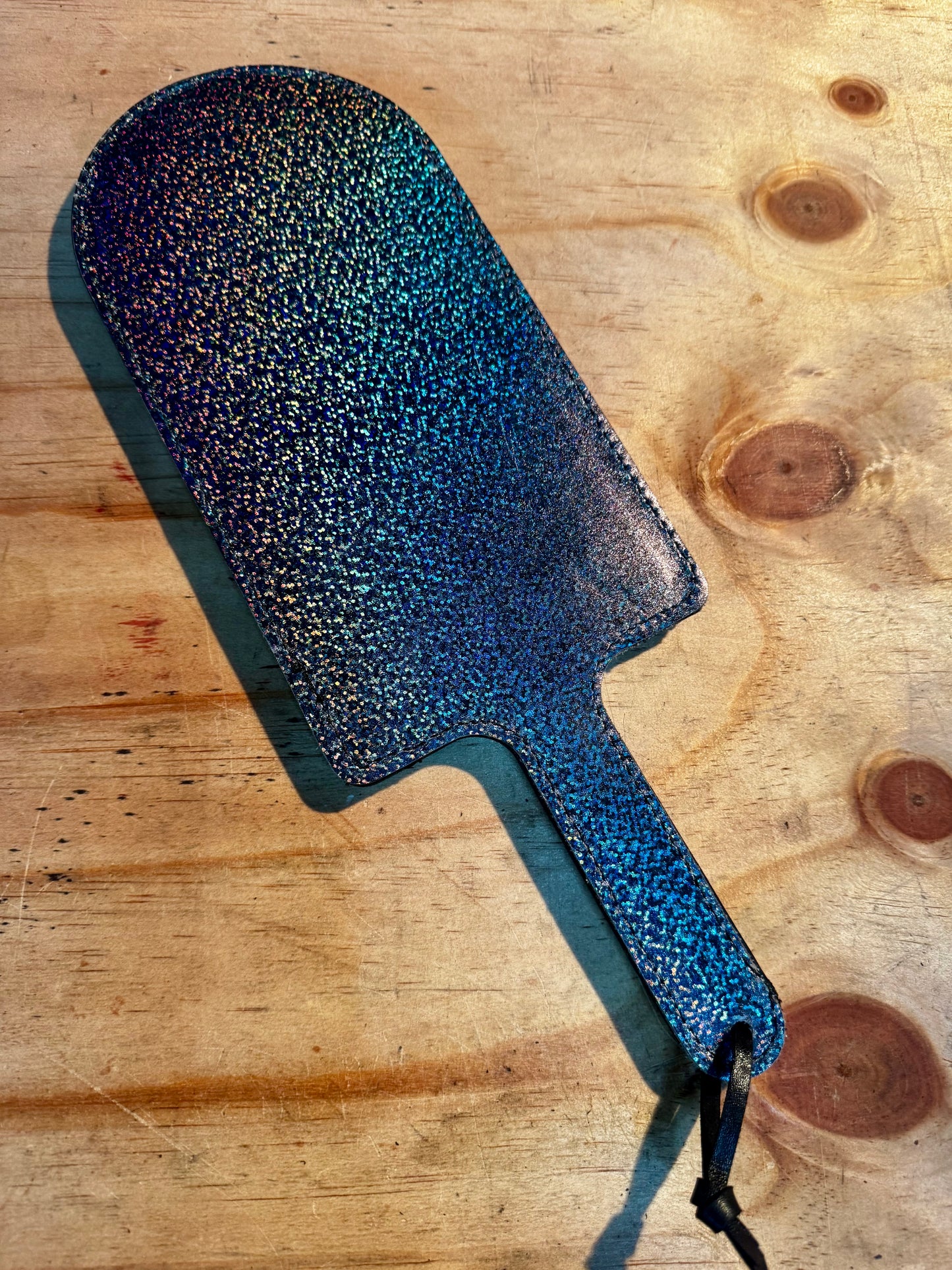 This is the way sutle Red Paddle with metalic backing
