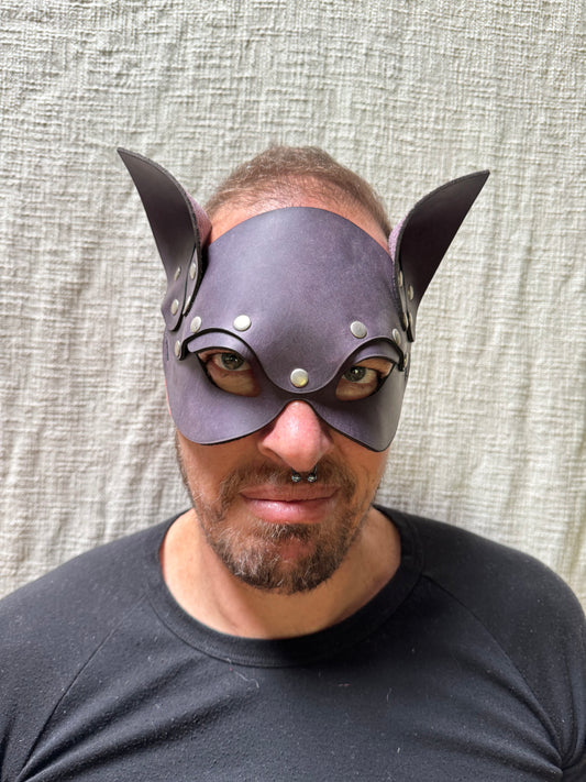 Leather cat mask. Crazy horse leather. Purple